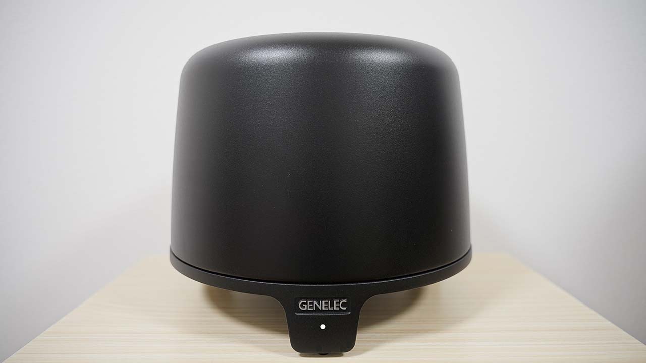 シンプルな外観のF Oneだが、実は豊富な接続性を備えたハブとしての機能を持つ隅といったセッティング環境によって最適化させることができる